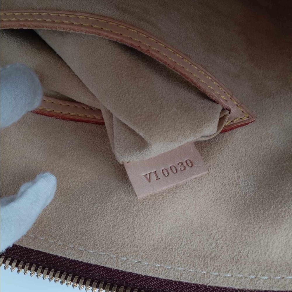 Louis Vuitton Tan Leather Women's Bag - Picture 2 of 15